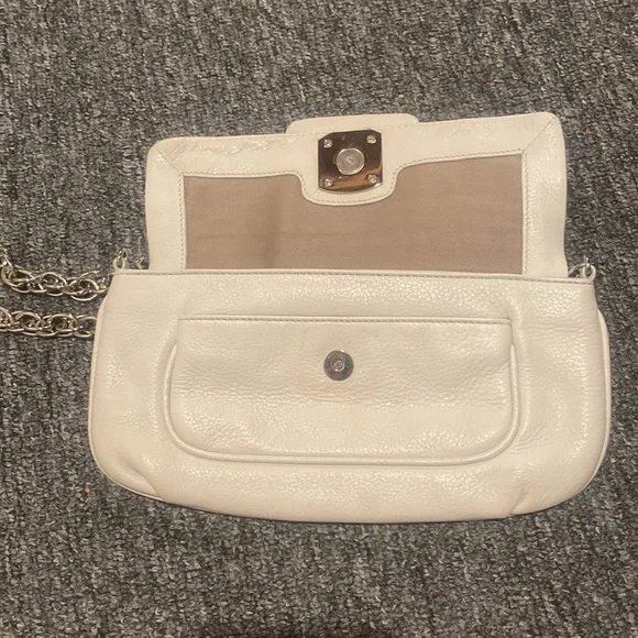 Calvin Klein wristlet wallet - Picture 4 of 7